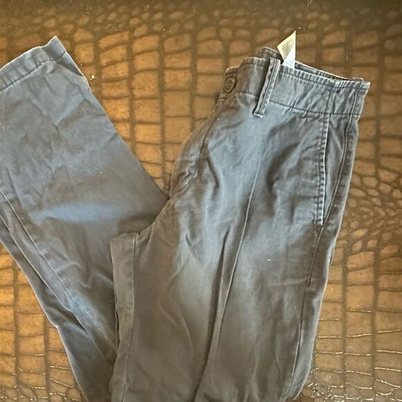 Old Navy Broken In Kahkis - Picture 3 of 4